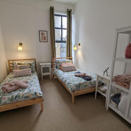 Camberwell Church Street Лондон Экстерьер фото
